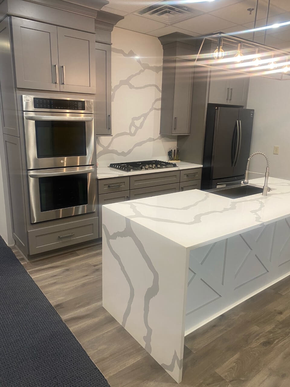 TPG-Muses-gray-shaker-rta-kitchen-cabinets-kitchen1