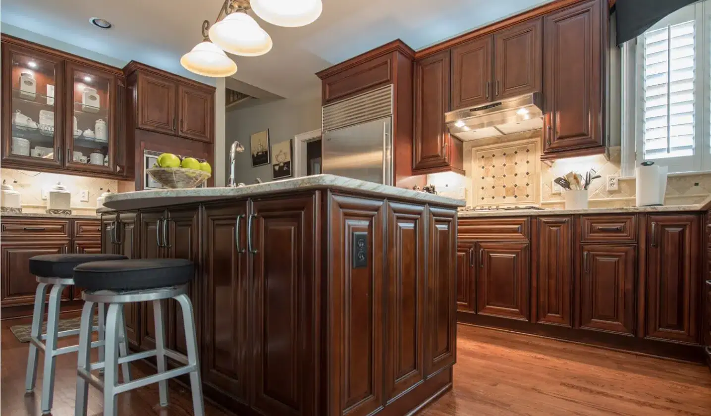 CC-ROC-stained-traditional-rta-kitchen-cabinets-kitchen1